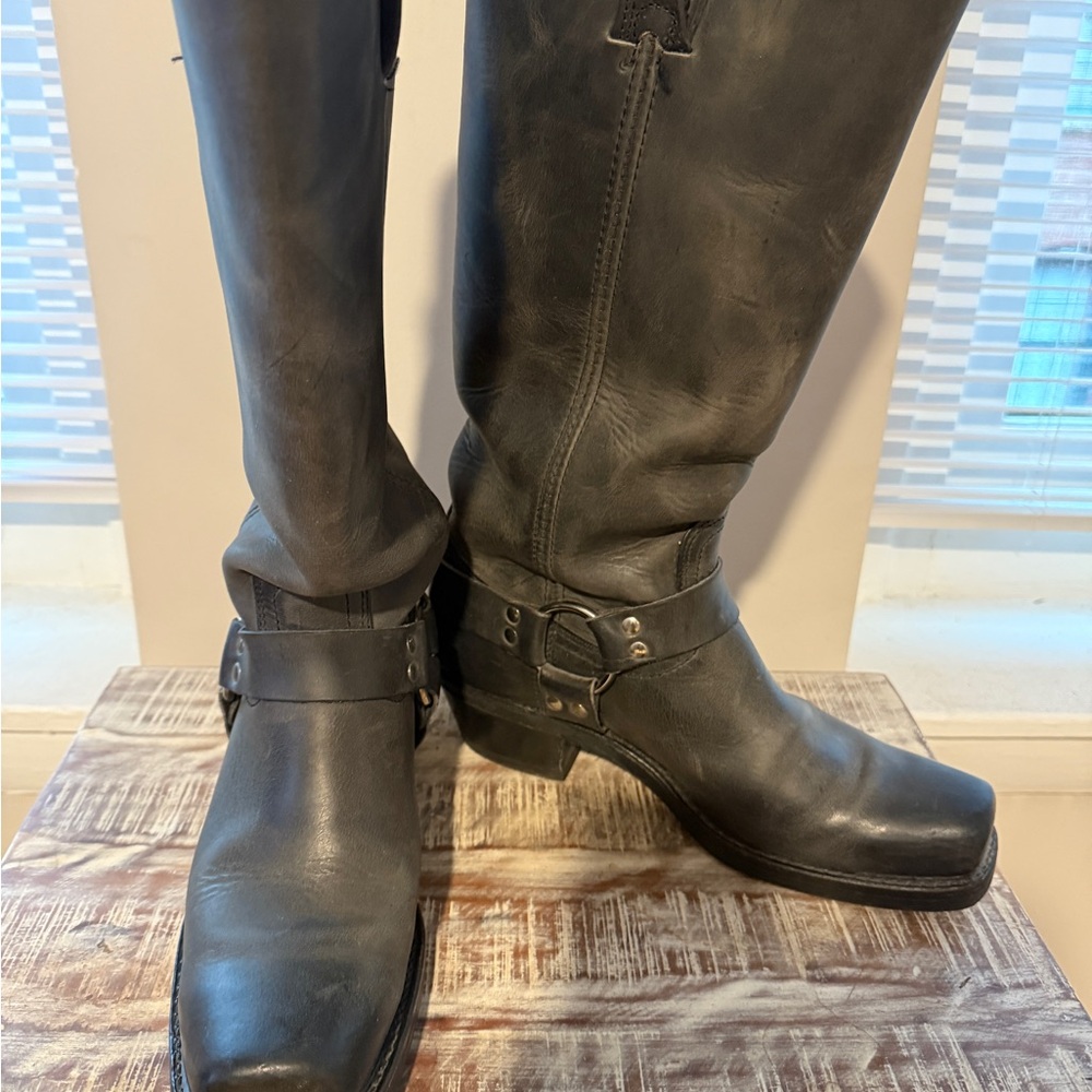 Grey/Black Frye Women’s Harness Boot
